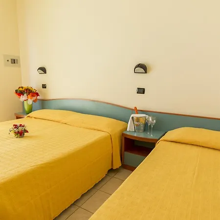 Atlas Hotell Alba Adriatica